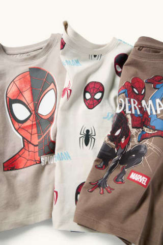 Set van 3 Spider-Man T‑shirts voor €5,99 bij C&A