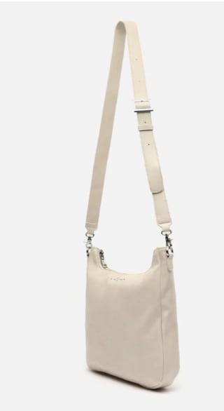 Bolso bandolera con detalles metálicos ed. por 8.10€
