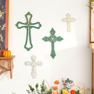 Sungmor Juego 4 Cruces de Pared Hierro Fundido Decorativas Vintage Blanca Verde 16.99