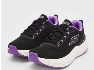 Skechers MAX CUSHIONING SUSPENSION VOYAGER - Zapatillas running asfalto - negro