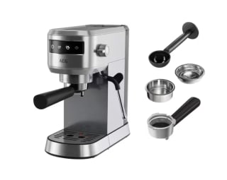 AEG Maquina de café espresso de 1 litro capacidad y 15 bares de presión por 89.10€