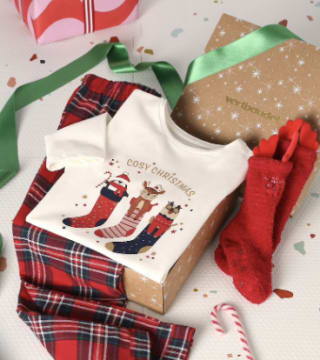 Vertbaudet Estuche Regalo de Navidad con Pijama y Calcetines para Niña Rojo por 2499€