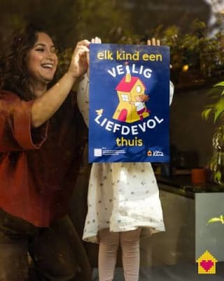 Gratis Liefdevol Thuis-poster bij Het Vergeten Kind