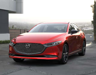 Mazda3 Sedán y HB desde $343,900 con Bono de $60,000