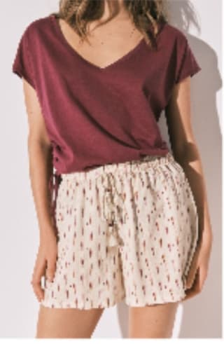 Women'Secret Pantalón corto estampado por 7.19€.