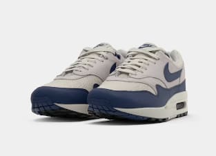 Nike Sportswear Sneakers laag 'AIR MAX 1 ESS' voor €68,84