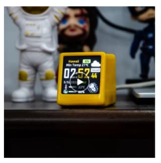 Mini Station d’horloge numérique WiFi Super Cool avec écran LCD IPS à 7,49€