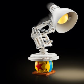 LEGO Disney Pixar Luxo Jr voor €37,49