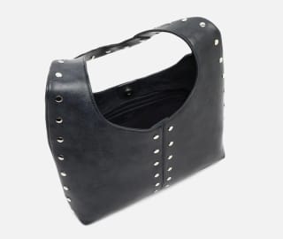 Bolso Hobo grande por 22€.