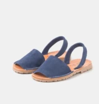 Sandalias menorquinas de serrano para niña TEX por 5.99€.