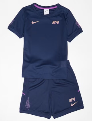 Nike NKB KM Dri-Fit ACD25 Shortsleeve Short Set voor €15 bij Snipes