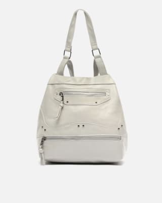 Mochila antirrobo con detalles metálicos por 12€