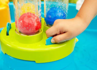 Little Tikes Fun Zone Battle Splash watertafel voor €16,99 bij Bol