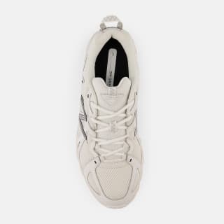 Tot 50% korting op schoenen en alle sokken bij New Balance
