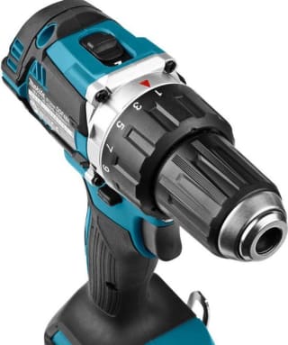 Makita DDF484RTJ 18V boor-/schroefmachine (3x 5,0 Ah) voor €272,38 bij Bol