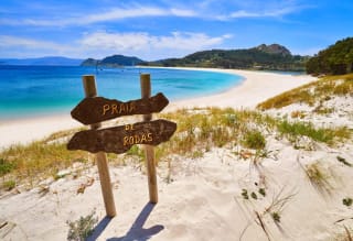 Islas Cíes desde Sanxenxo Hotel Acquamaris 3000 por 68€