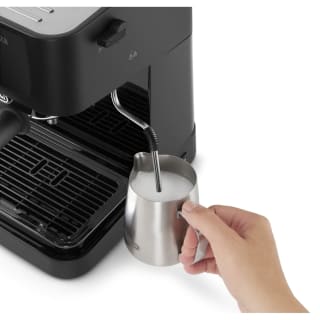 Machine à café Stilosa EC230.BK DELONGHI pour 79,99€ chez Carrefour