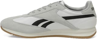 Reebok World 70 sneakers voor €17,45 bij Amazon