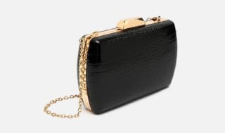 Bolso de mano de fiesta por 9€.