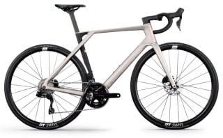 Lapierre Xelius DRS 6.0 Shimano 105 Di2 pour 1.999,00€ chez STATERA Bikes