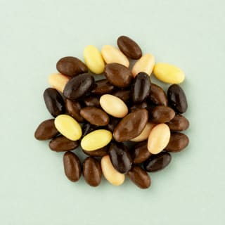 Chocolade jelly beans gemengd (600 gram) voor €5,95 bij De Notenshop