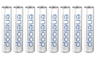 Lot de 8 piles rechargeables LR3 (AAA) eneloop HR03 à 29,54€