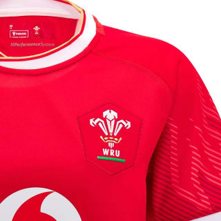 Camiseta oficial Gales WRU macron (mujer) por 5€ en Deporte-Outlet