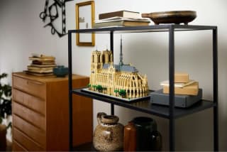 LEGO Architecture Notre-Dame van Parijs (21061) voor €149,99 bij Bol