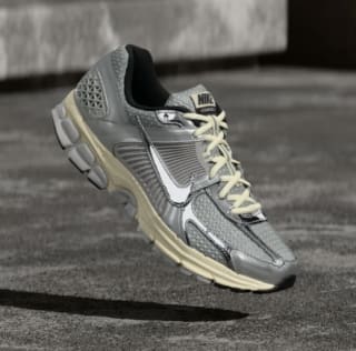 Zapatilla Nike Sportswear ZOOM VOMERO 5 SE por 67.95€
