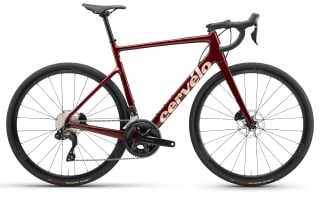 Vélo Cervélo Caledonia dérailleur électronique Shimano 105 Di2 à 2044€