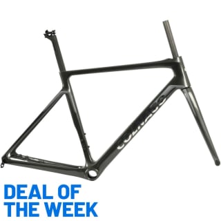 Colnago V4 - kit cadre carbone 2026 pour 1.499€ chez Bike24