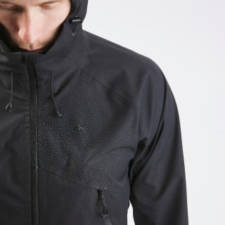 Veste Quechua MH500 de randonnée pour 74,99€ chez Decathlon