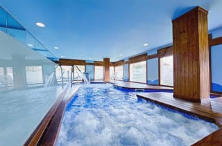 AZZ Peñafiel Las Claras Hotel & Spa: 1 noche con spa por 53€ en Buscounchollo