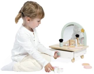Janod Unicorn houten kappers tafel voor €19,09 bij Bol