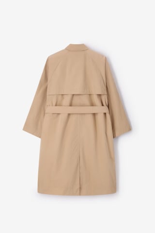 Beige trenchcoat met ceintuur voor €68,70 bij Sissy-Boy