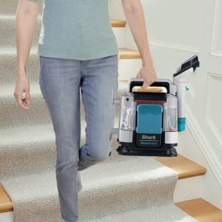 Détacheur avec pack nettoyant PX200SOL Shark StainStriker à 139,99€