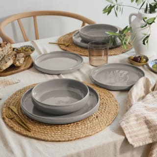 Safdie & Co Vajilla de Cerámica de 12 piezas por $699 en Costco