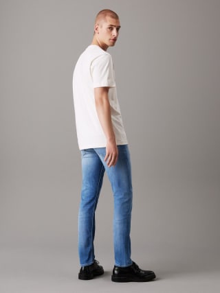 Calvin Klein Jeans Vaqueros slim fit por 39,90€ en Privé by Zalando