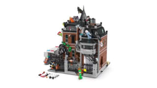 LEGO® DC Batman™ Arkham Asylum™ - 76300 voor €255 bij Bol