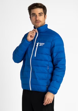 Chamarra Capitonada Reebok para Hombre por $319 en Coppel