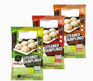 1+1 gratis op Steamed Dumplings Japchae, Kimchi Flavoured, Green Chili