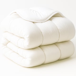 Couette tempérée en plume naturelle 200 g/m² à 34,99€
