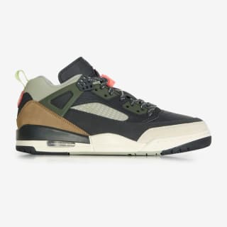 Jordan Spizike Low pour 85€ chez Courir