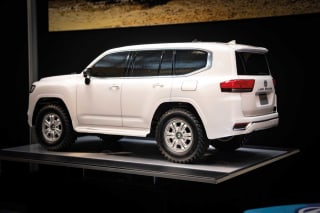 TAMIYA Toyota Land Cruiser LC300 1/10 CC-02 pour 149,99€ chez Lindinger