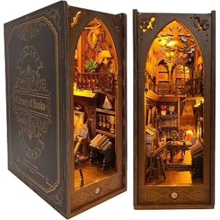 MOJINO DIY Book Nook Kit (puzzle 3D en bois) pour 27,52€ chez Amazon