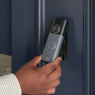 Ring Videotimbre inalámbrico 2K (último modelo) por $799 en Amazon