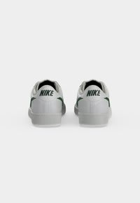 Nike Sportswear TENNIS CLASSIC por 44,95€ en Zalando