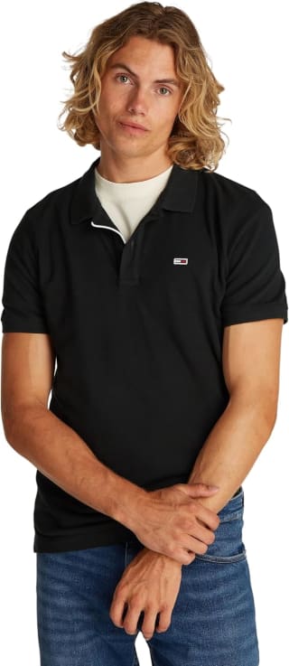 Tommy Hilfiger Playera para Hombre por $539.40 en Amazon