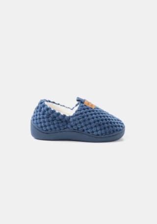 2 pares Zapatillas estar por casa cerradas Infantiles por solo 1.29€ varios modelos