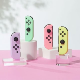 Paire de manettes Joy-Con Violet pour Nintendo Switch à 59,99€